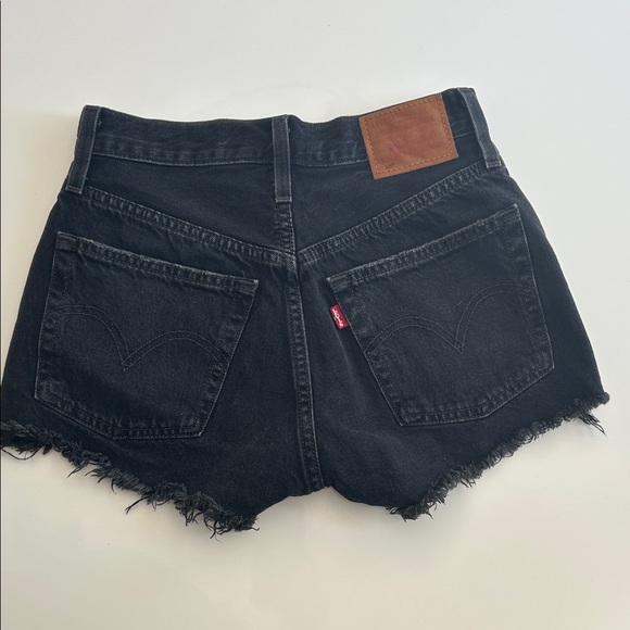 LEVI’S 501® ORIGINAL FIT HIGH RISE SHORTS - Picture 6 of 11